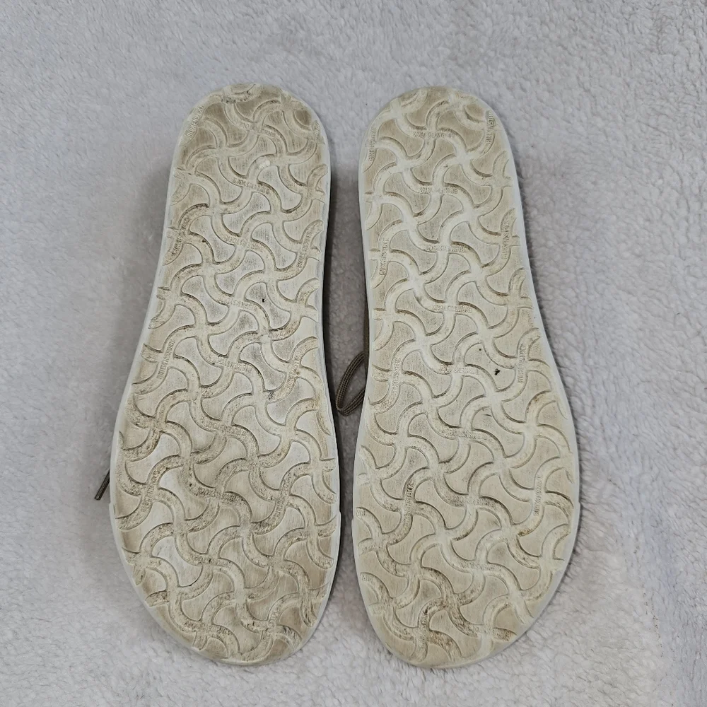 Birkenstock Women Tan Sneakers Size 7